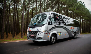 Microonibus 30 lugares com Banheiro